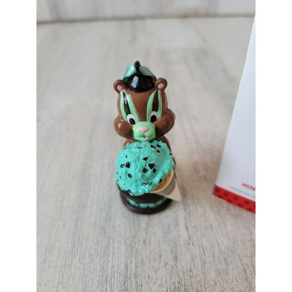 Hallmark mint chocolate chipmunk ice cream 2013 ornament Xmas holiday tree - Picture 2 of 7